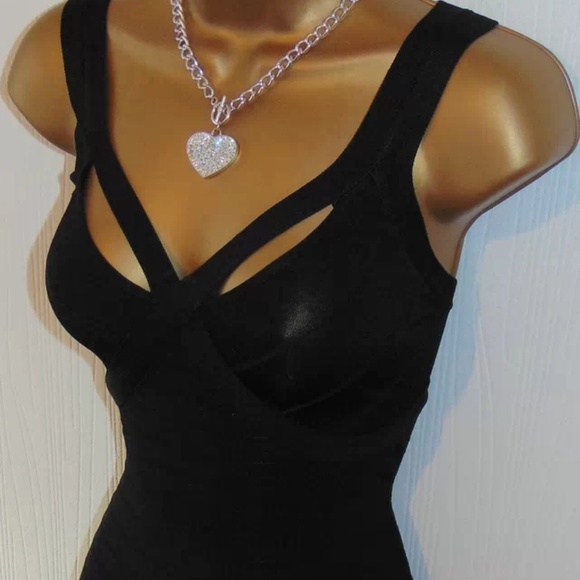 Jane Norman Dresses & Skirts - Jane Norman Small black sexy dress